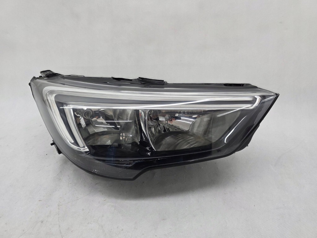 Купить Opel crossland x фара перед передняя правый  обычная с led drl 13467968
