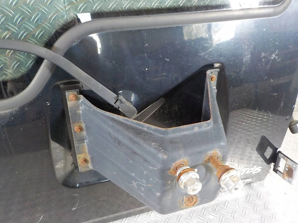 фото №2, Land rover discovery 98-04 крышка багажника задняя задняя