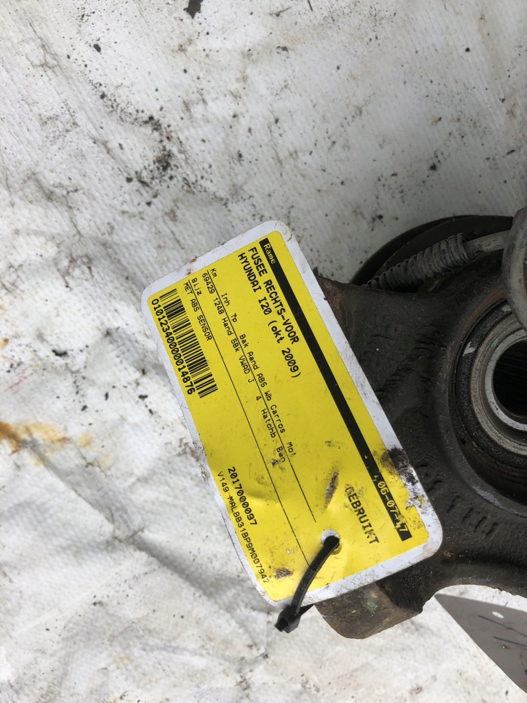 фото №4, Поворотный кулак ступица правая перед hyundai i20 08-14