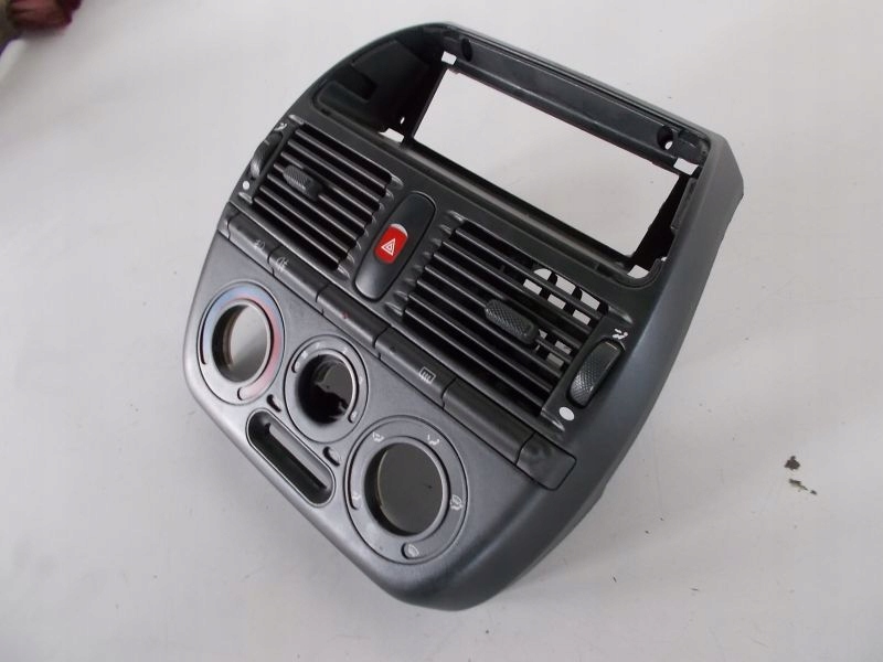 фото №1, Fiat bravo i 182 рамка радио решётка средняя