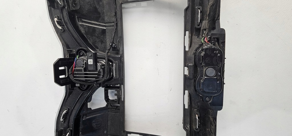 фото №11, Решётка радиатора решётка радиатора шторка жалюзи led впуск bmw 5 g60 g61 iconic главный 51118084683