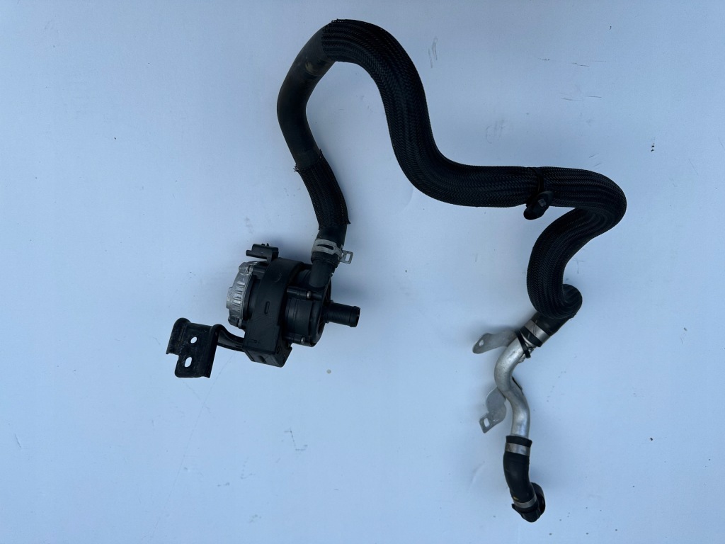 фото №1, Scenic iv помпа насос wody шланг 1,7dci 210108197r