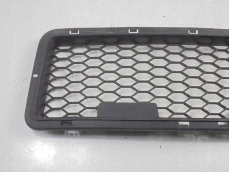 фото №6, Punto ii решётка бампера перед средняя 735320943