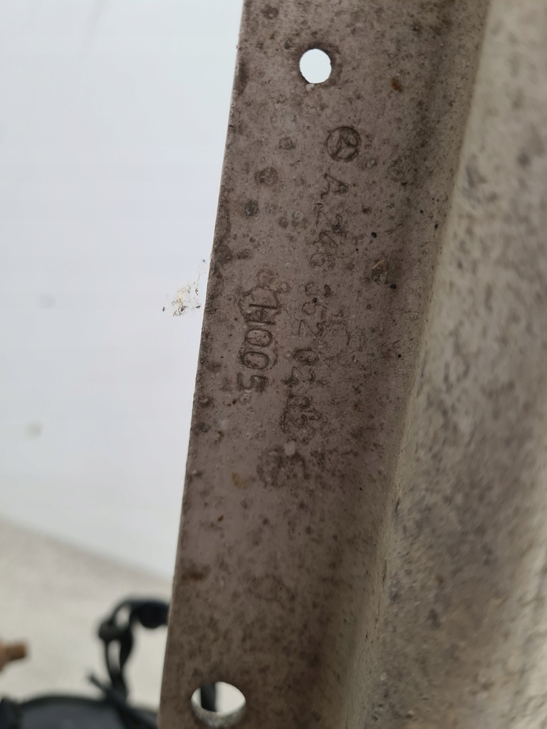 фото №12, Mercedes w176 1.6 поворотний кулак правий задня