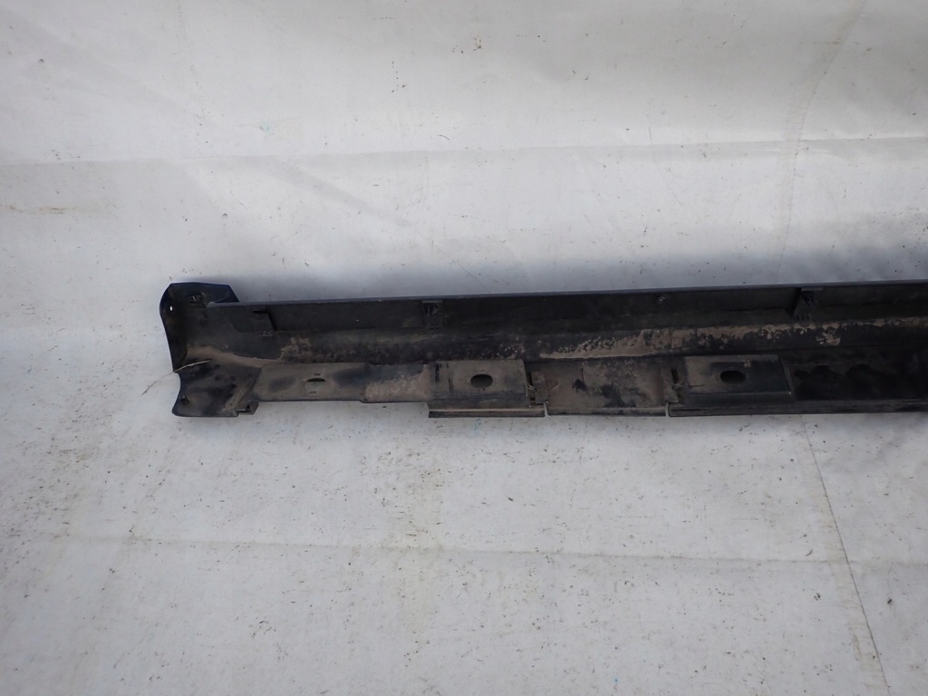 фото №8, Toyota avensis t29 15- молдинг поріг права