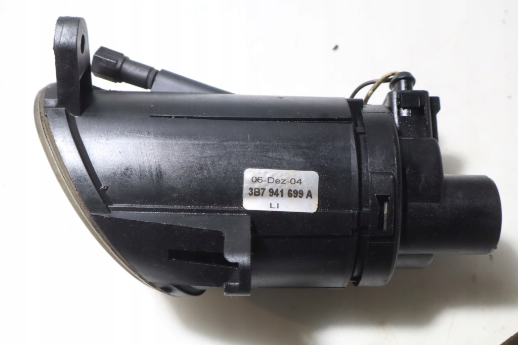 фото №4, Противотуманная фара левый volkswagen passat b5 lift