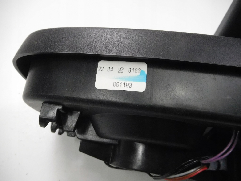 Зеркало правое renault clio iii 1.244.307.0 в Украине