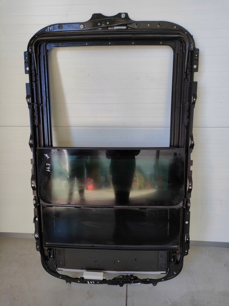 Купить Bmw e91 люк