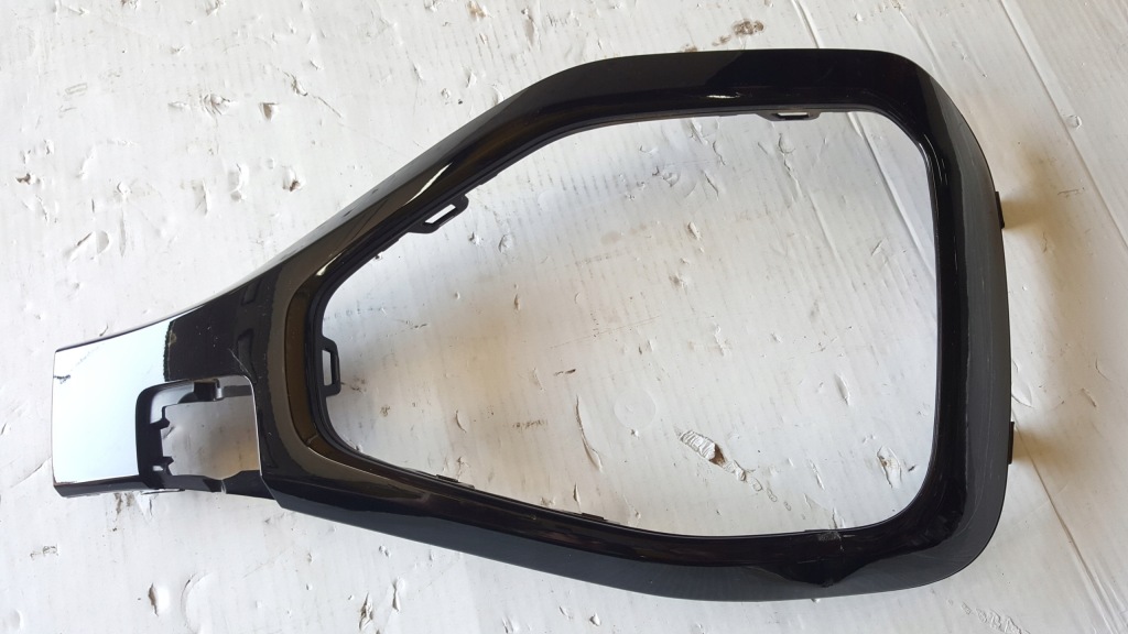 фото №1, Решётка бампера правый перед vw t-roc 2ga853190