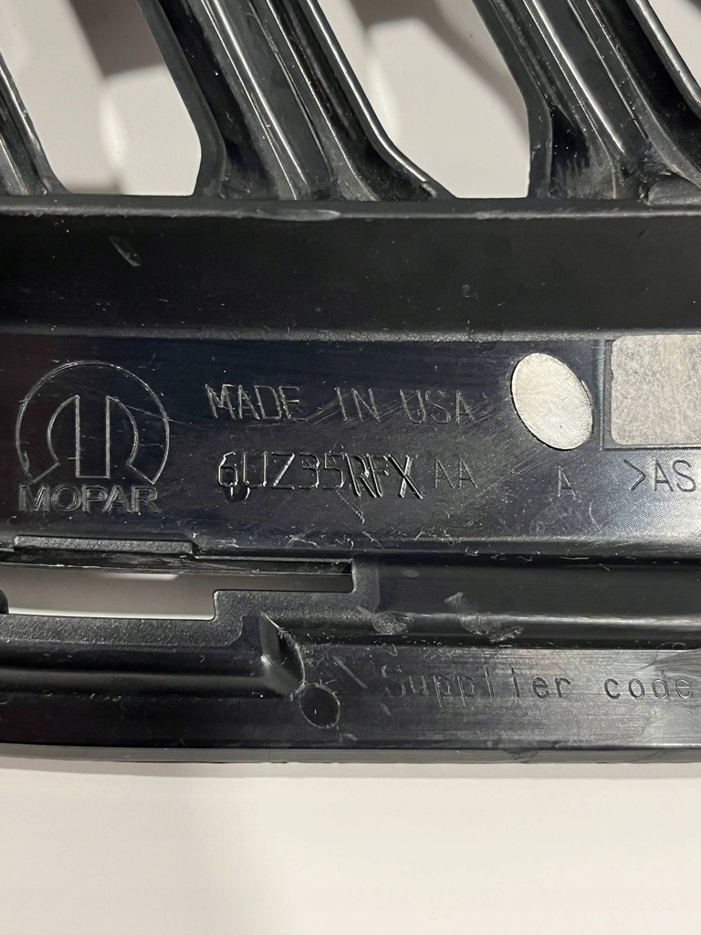 фото №10, Dodge durango 2021 решётка противотуманной фары