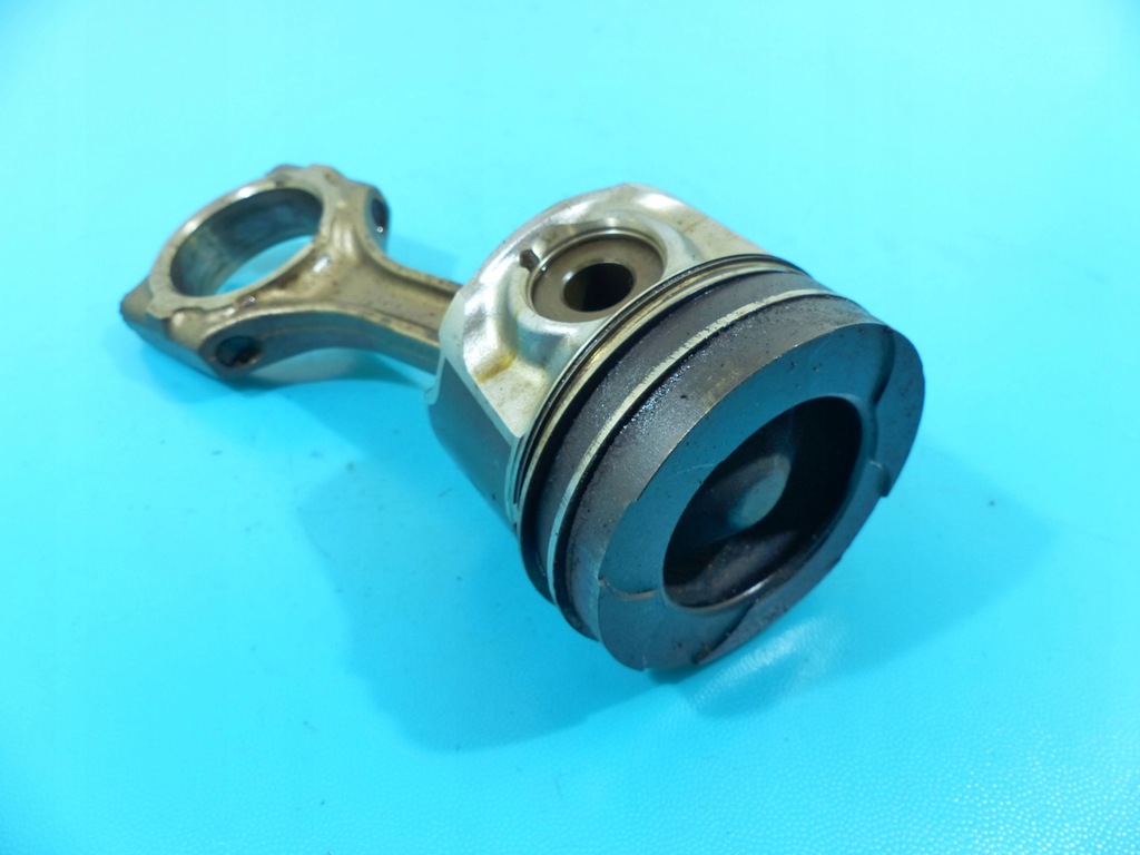 фото №1, Поршень шатун toyota rav4 iii 2ad 2.2 d-cat 177km