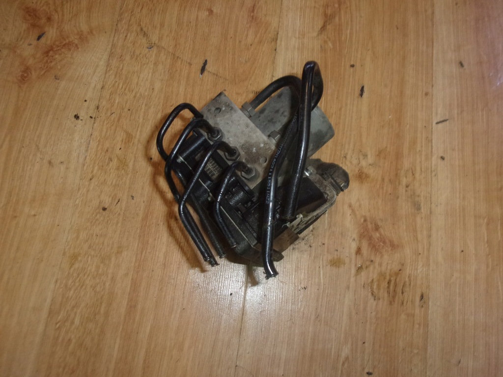 фото №1, Citroen c5 iii x7 насос abs 1.6 thp 0265951416