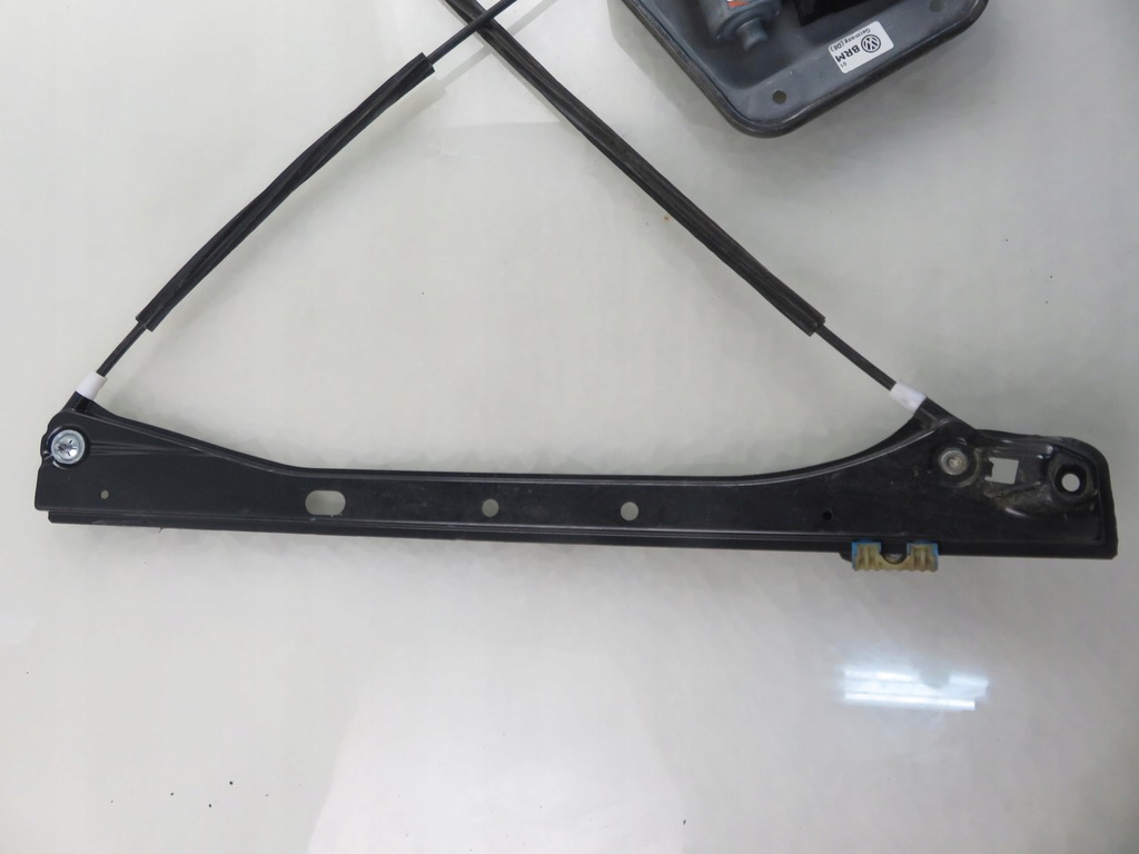 фото №10, Подъемник стекло левый передний vw golf plus 5m1, 521 1k0959793c 5m1837401