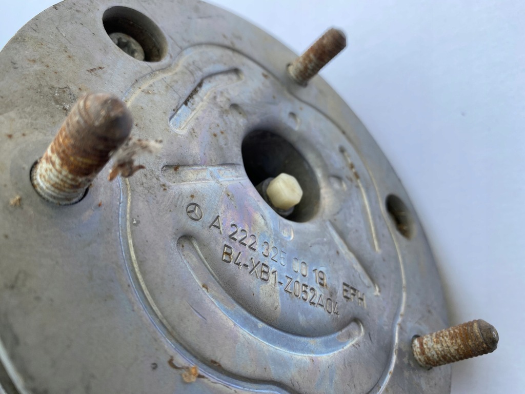 фото №9, Амортизатор задняя a2223250019 mercedes s w222