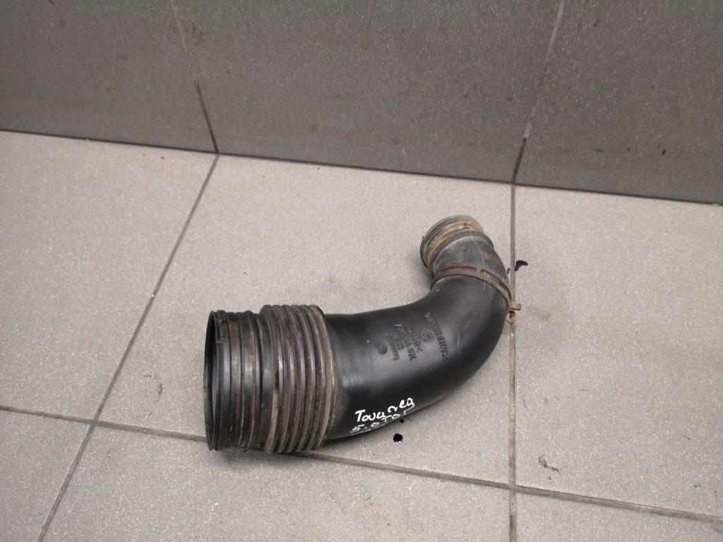 фото №1, Шланг воздуха vw touareg 5.0 7l6129628a