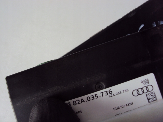 фото №4, Роз'єм 12v port usb audi a1 ii 82a 20 r