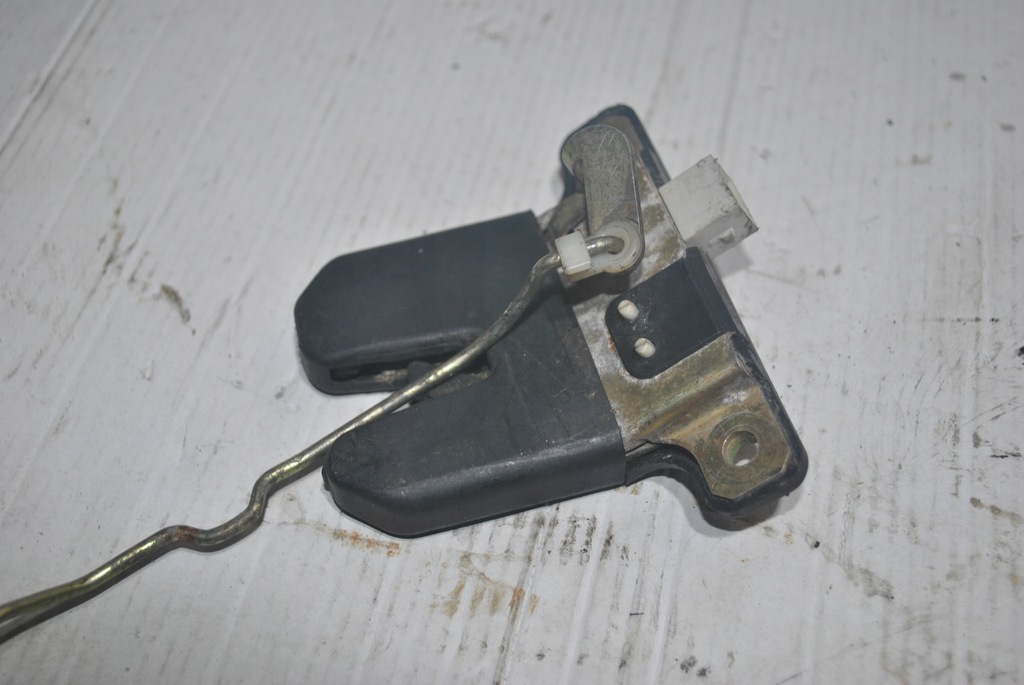 фото №7, Замок крышки багажника vw passat b5 3b5827505