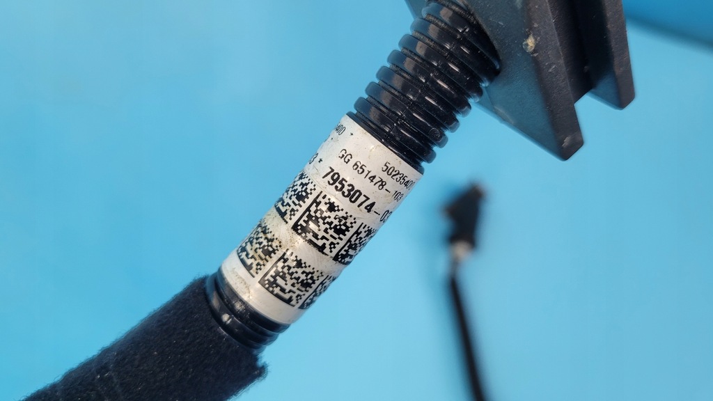 фото №6, Bmw x1 u11 sdrive18i 23r шланг акумулятор клема 7953074