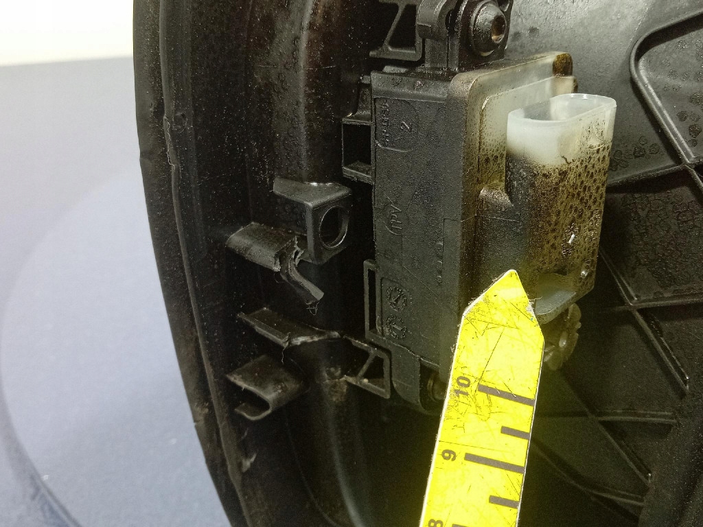 фото №7, Bmw ix i20 крышка разъём зарядки аккумулятора 7953712