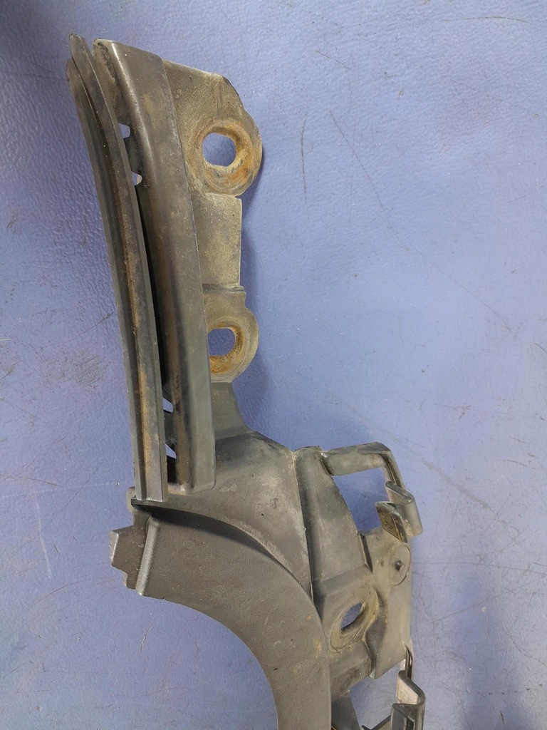 фото №8, Bmw 1 e87 lift кронштейн напрямна бампера задня