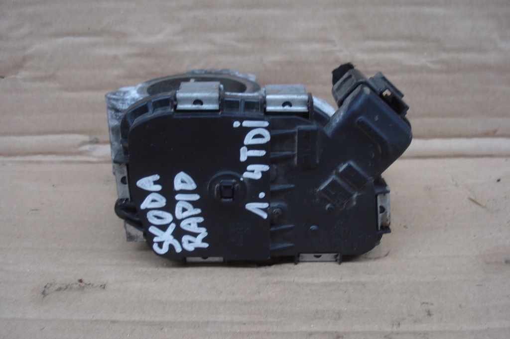 фото №1, Дроссельная заслонка skoda rapid 1.4 tdi 04b128063k