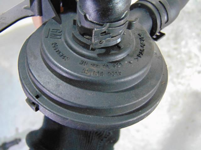 фото №3, Вентиляція картера vectra c signum 2.2