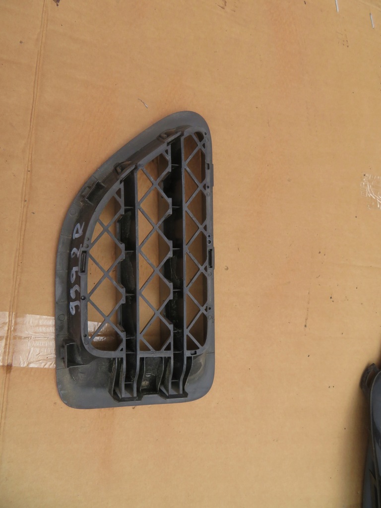 фото №5, Land rover оригинальный номер jak500220xxx решётка бампера