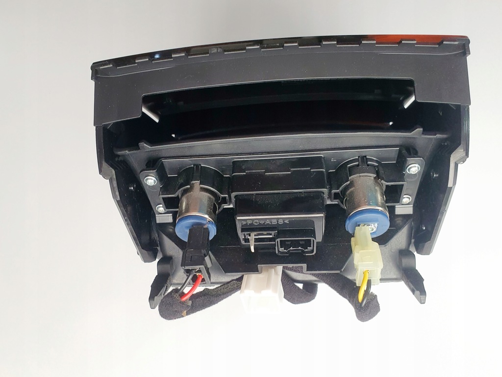 фото №7, Бардачок средний usb aux kia sorento iii 15-