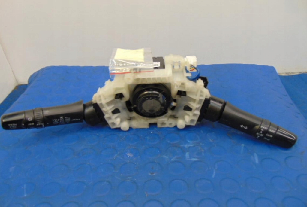 фото №1, Mitsubishi outlander i переключатель комбинированный