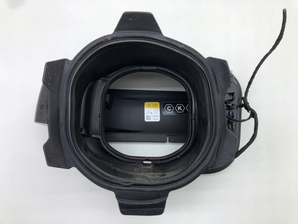 фото №9, Bmw x1 u11 u12 крышка зарядки 9323528