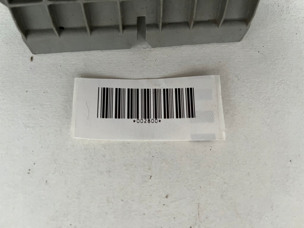 фото №7, Кришка кришка захист лампи передньої права bosch 1305239066 mercedes w124