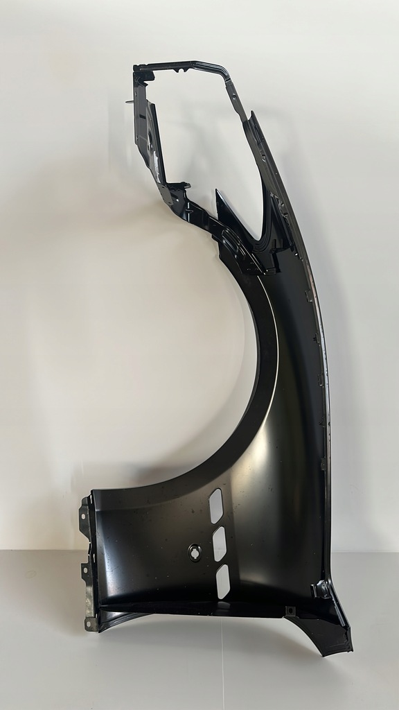 фото №8, Maserati granturismo m145 крыло новый оригинальный