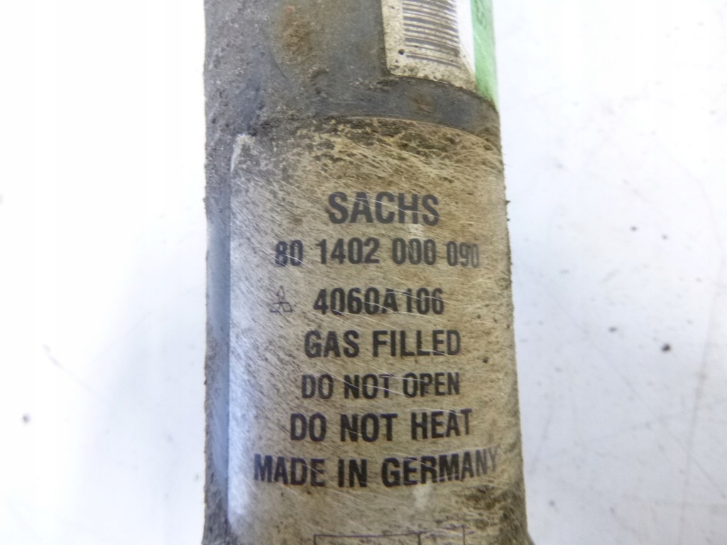 фото №6, Амортизатор перед правый mitsubishi colt vi 1.5 di-d 2005r. 824902000482