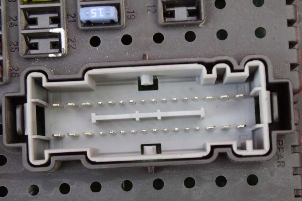 фото №6, Коробка запобіжників rem 8676391 volvo xc90 1 i 2.9 t6 272 km 02-06