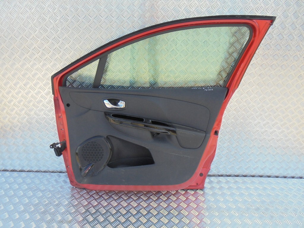 фото №3, 24. дверь правый перед renault clio iv tennp