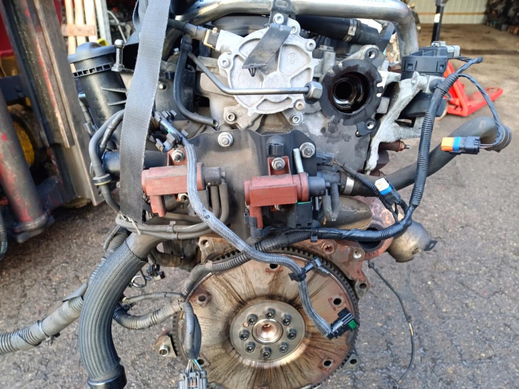 Двигатель ford volvo citroen peugeot 2.0 tdci 7g9q Недорого