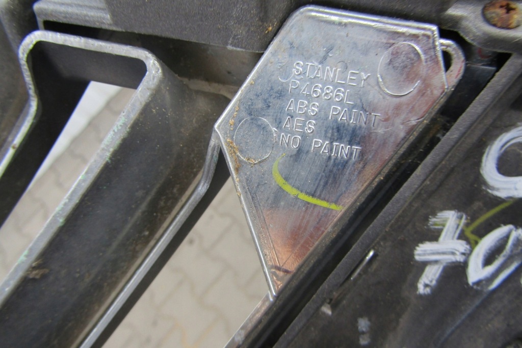 фото №13, Решітка радіатора решітка радіатора бампер перед mitsubishi l200 96-06