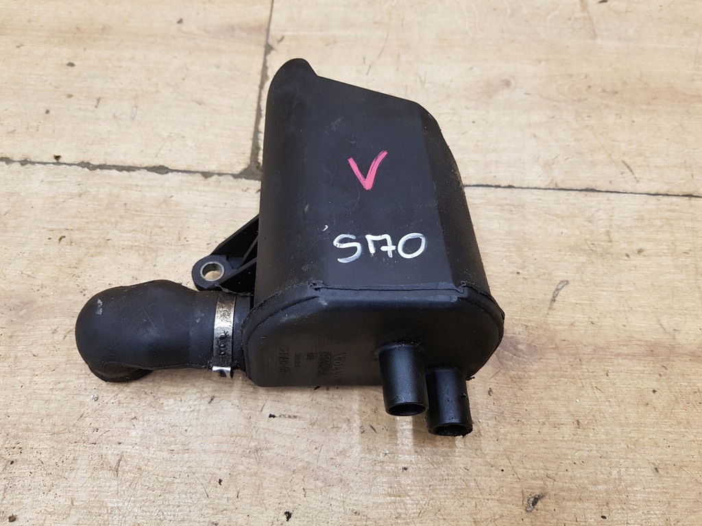 фото №1, Вентиляція картера сепаратор оливи volvo s70 v70