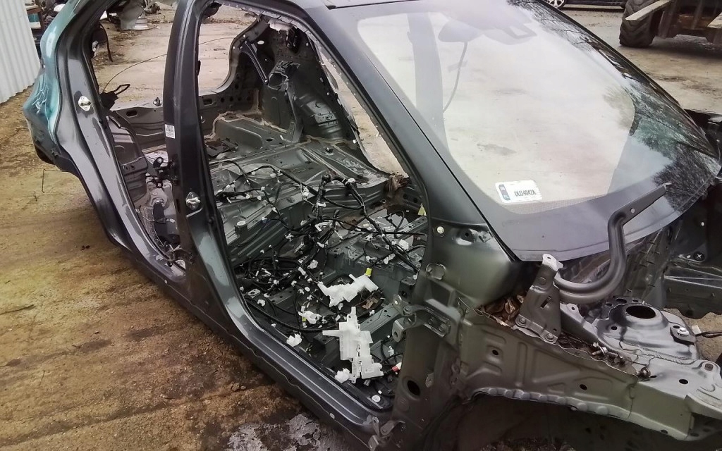 фото №3, Yaris cross четверть 1g3 порог блок двигателя правый