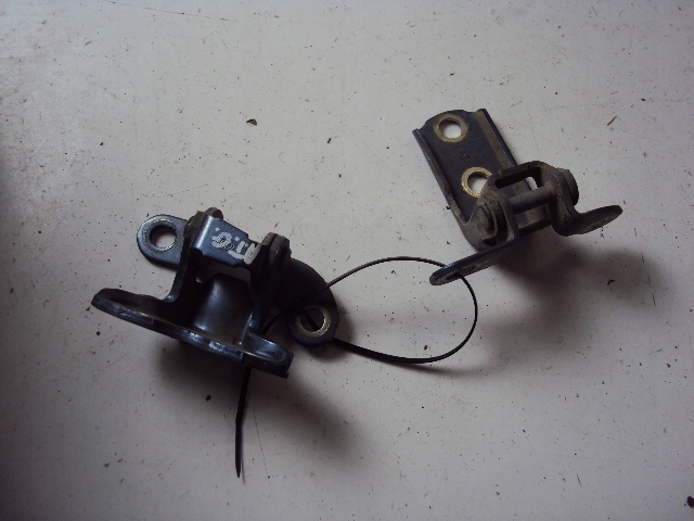 фото №1, Петли дверь правый задняя toyota rav-4 iii 05-