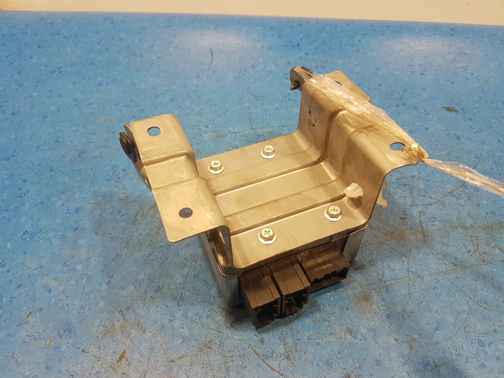 фото №10, Suzuki swift iv mk6 модуль усилителя 38720-63j10