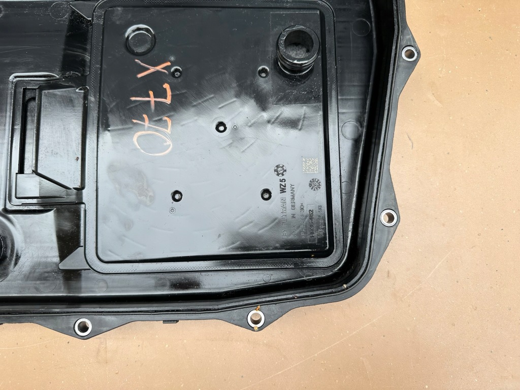 Audi q7 zf vw touareg поддон поддон масляная 0501220926c с Разборки