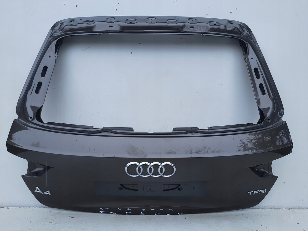 фото №1, Audi a4 b9 lift kombi кришка багажника задня кришка