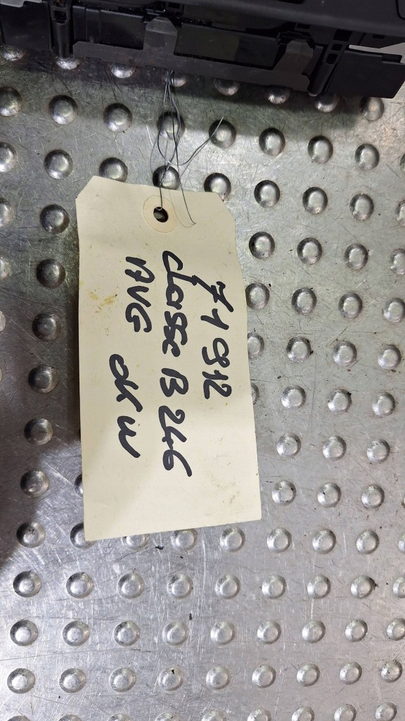 фото №6, Панель переключатель окон зеркал a1669054400 mercedes w246 w176 w156 w117