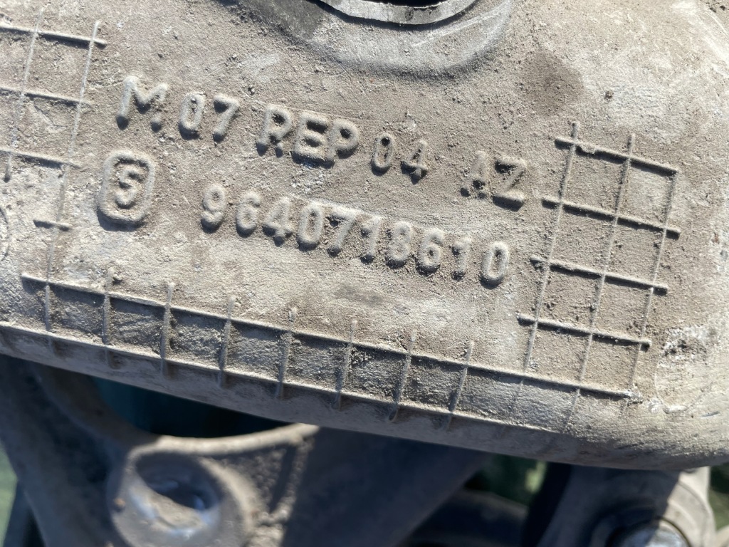 Підвіска задній балка oś підрамник поворотний кулак peugeot 407 coupe 2007 rok Київ