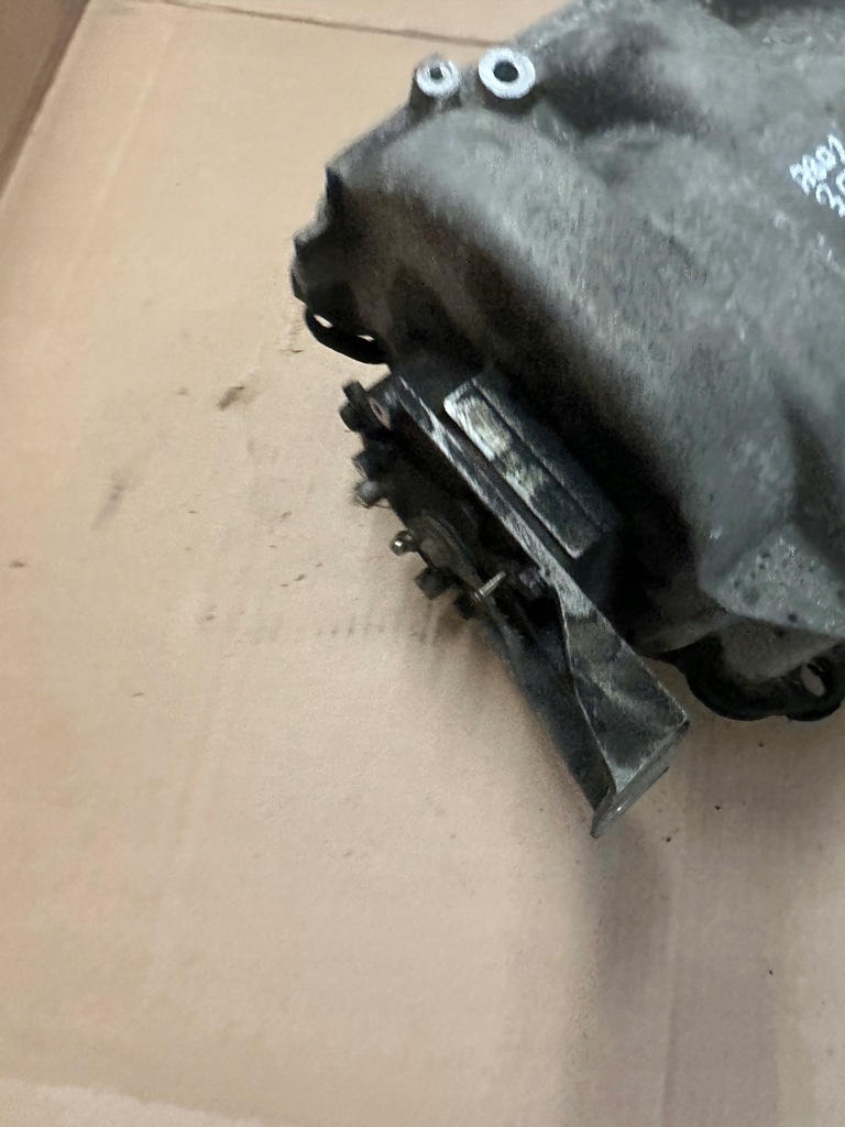 фото №10, Коллектор всасывающий audi a8 d2 przed fl 3.7 akj 077133185f