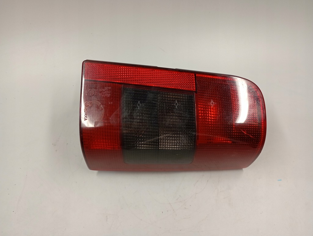 фото №1, Лампа правая задняя правая peugeot partner i 9621303280