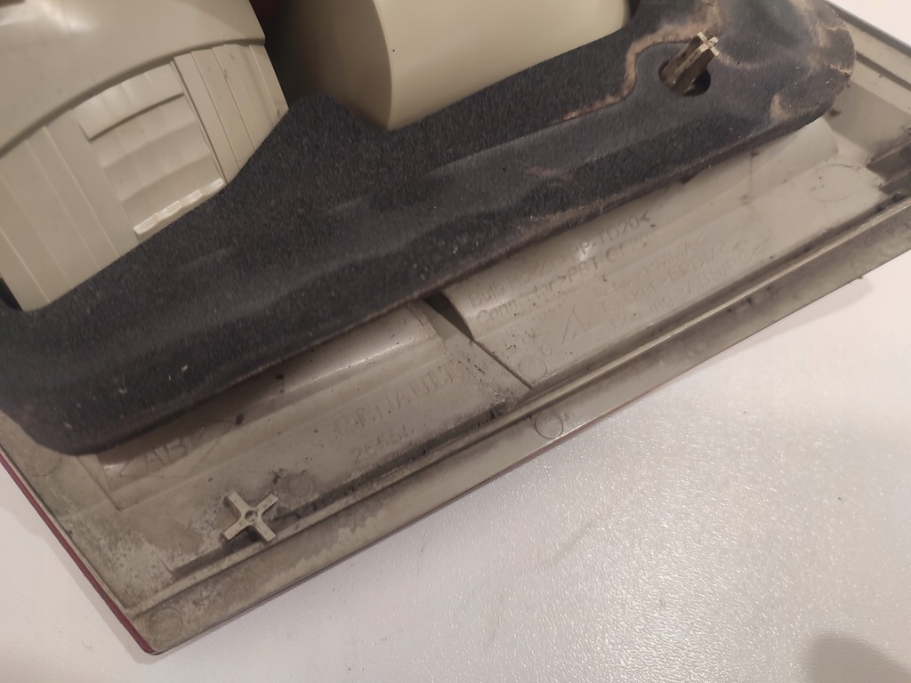 фото №8, Renault fluence лампа лівий задня задня w кришка