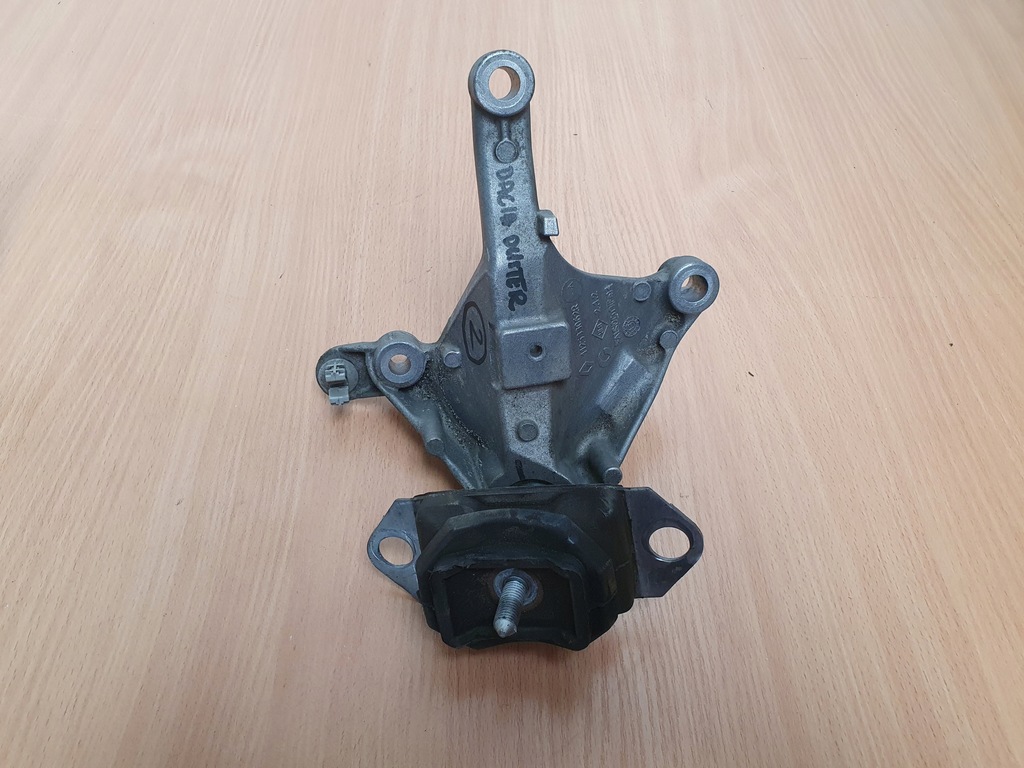 фото №8, Кронштейн подушка двигуна коробки 1.6 16v dacia duster i 112845226r 112533062r