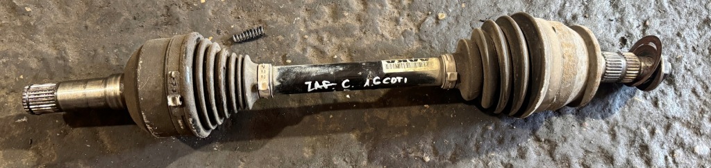 фото №1, Opel zafira c tourer 1.6 cdti приводной вал левый перед 12-